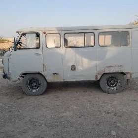 UAZ 2206 2000