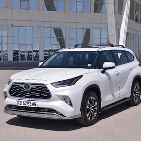 Toyota Highlander 2022