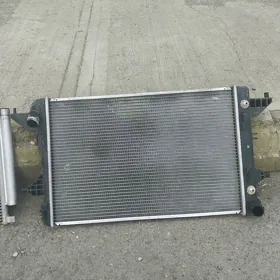 Radiator  радиатор  Hundai