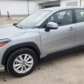 Toyota Corolla Cross 2024