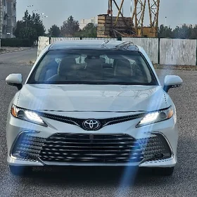 Toyota Camry 2020
