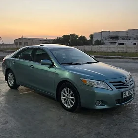 Toyota Camry 2010