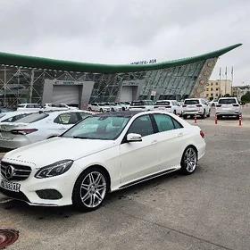 Mercedes-Benz E350 2011