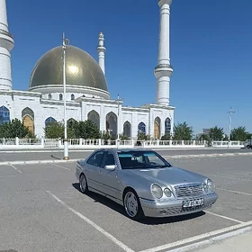 Mercedes-Benz 230E 1996