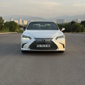 Lexus ES 350 2021