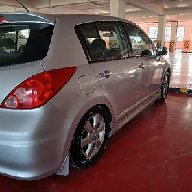 Nissan Versa 2010