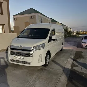 Toyota Hiace 2020