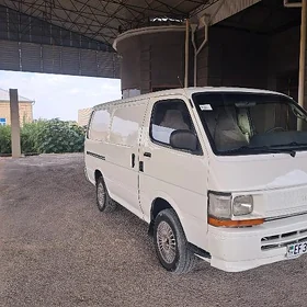 Toyota Hiace 1990