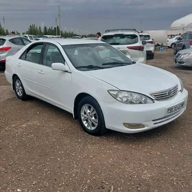 Toyota Camry 2004