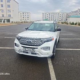 Ford Explorer 2023