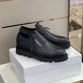 Givenchy polsapok