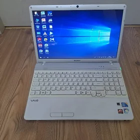 Noutbuk sony vaio i5