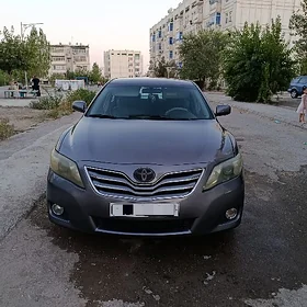 Toyota Camry 2010