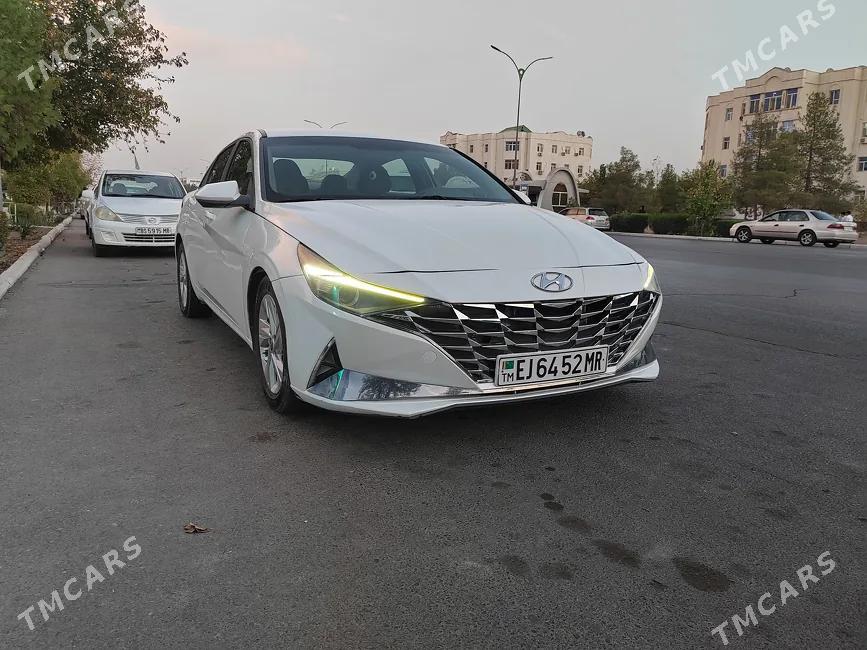 Hyundai Elantra 2021 - 1