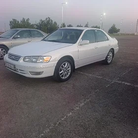 Toyota Camry 2001
