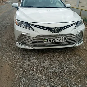 Toyota Camry 2020
