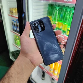 Poco M5s