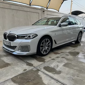 BMW 5 Series 2022