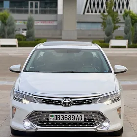 Toyota Camry 2020