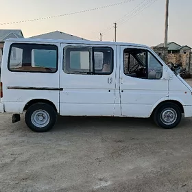 Ford Transit Cargo Van 1990