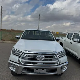 Toyota Hilux 2026
