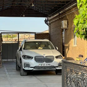 BMW X5 2021