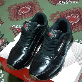 Krasofka  REEBOK  41- 42
