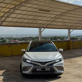 Toyota Camry 2022