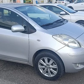 Toyota Yaris 2010