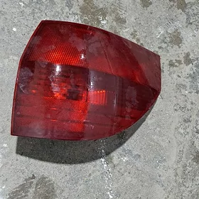 Sienna fara 2004 yzy  çepi