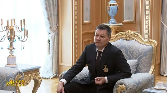 Гурбангулы Бердымухамедов и Олег Кононенко обсудили привлечение молодежи к космической науке