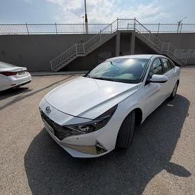 Hyundai Elantra 2021