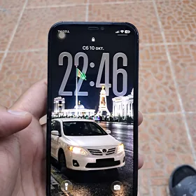 iPhone 12