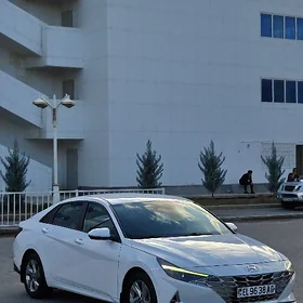 Hyundai Elantra 2021
