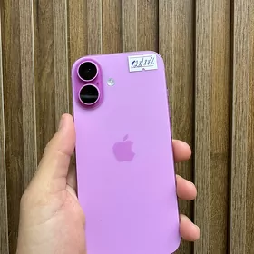 iPhone 16 pink