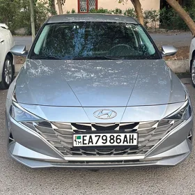 Hyundai Elantra 2023
