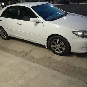 Toyota Camry 2004
