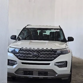 Ford Explorer 2023