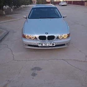 BMW E39 1999