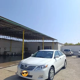 Toyota Camry 2010