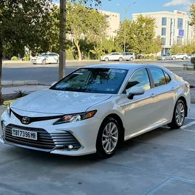 Toyota Camry 2023