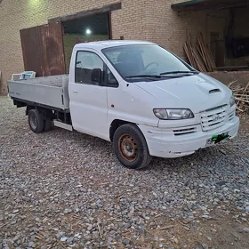 Hyundai H100 2004