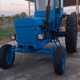 MTZ T-28 2000