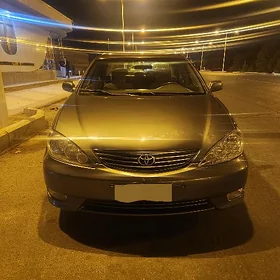 Toyota Camry 2005
