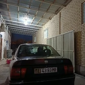 Opel Vectra 1990
