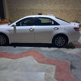 Toyota Camry 2011