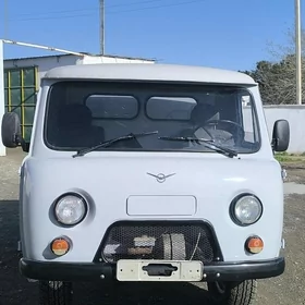 UAZ 452 2002