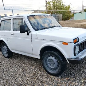 Lada Niva 1984