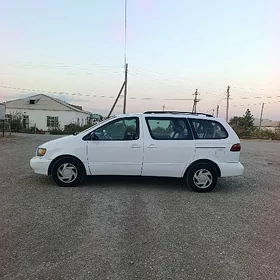 Toyota Sienna 2000