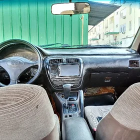 Toyota Carina 1994